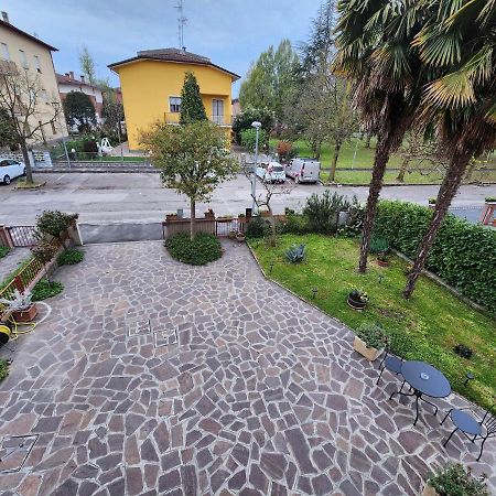 Gold B&B Ravarino Exteriér fotografie