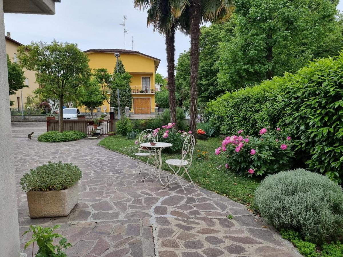 Gold B&B Ravarino Exteriér fotografie