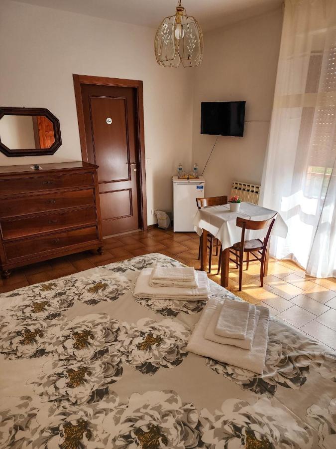 Gold B&B Ravarino Exteriér fotografie