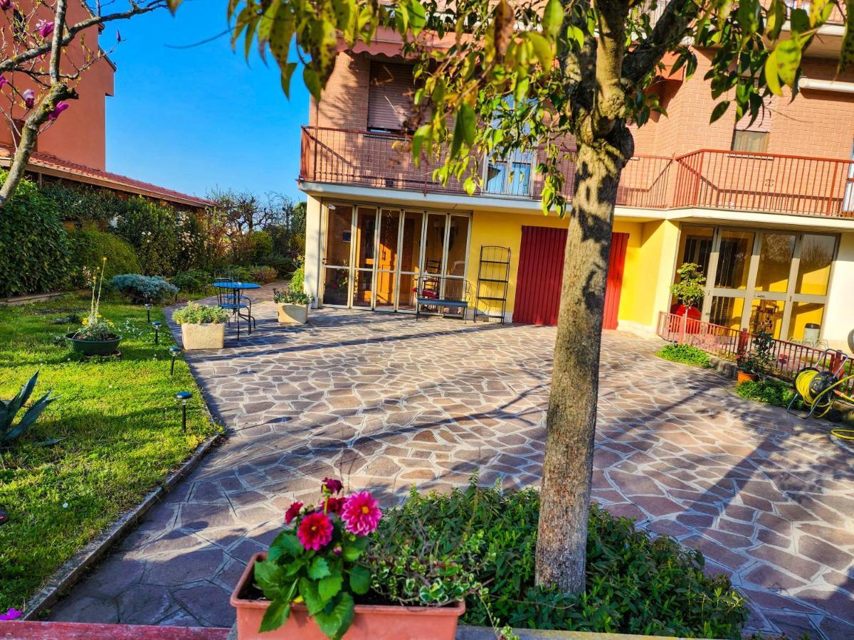 Gold B&B Ravarino Exteriér fotografie
