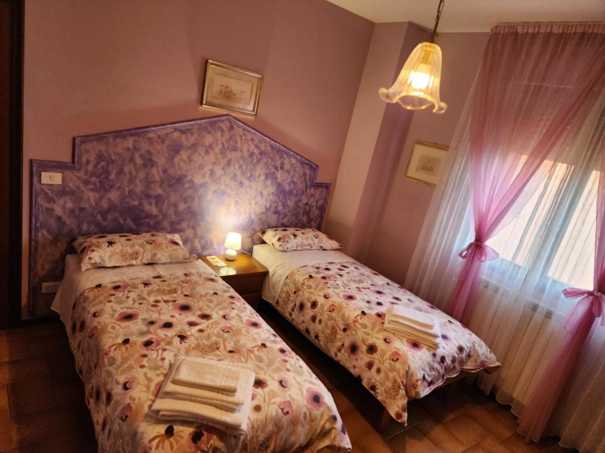 Gold B&B Ravarino Exteriér fotografie