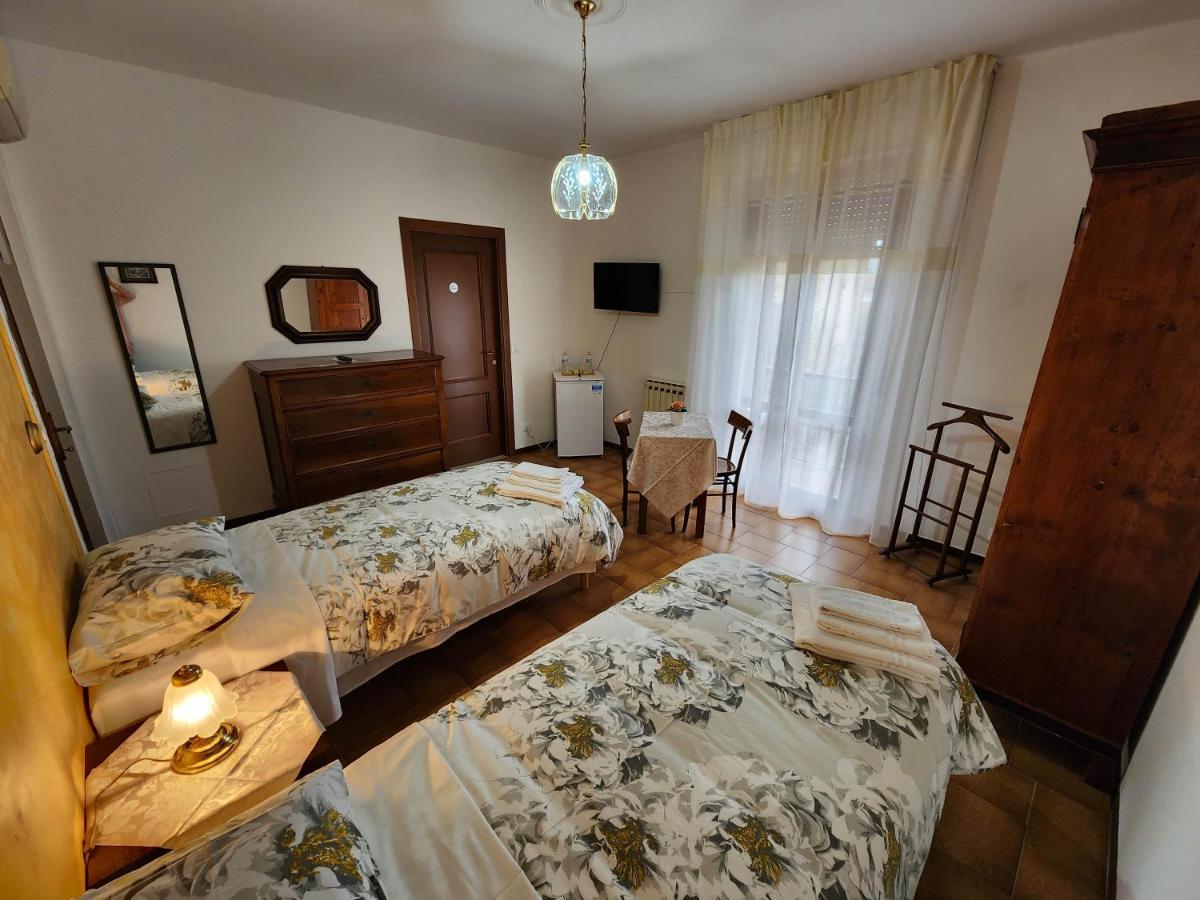 Gold B&B Ravarino Exteriér fotografie