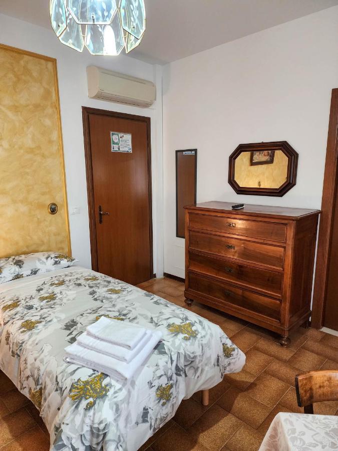 Gold B&B Ravarino Exteriér fotografie