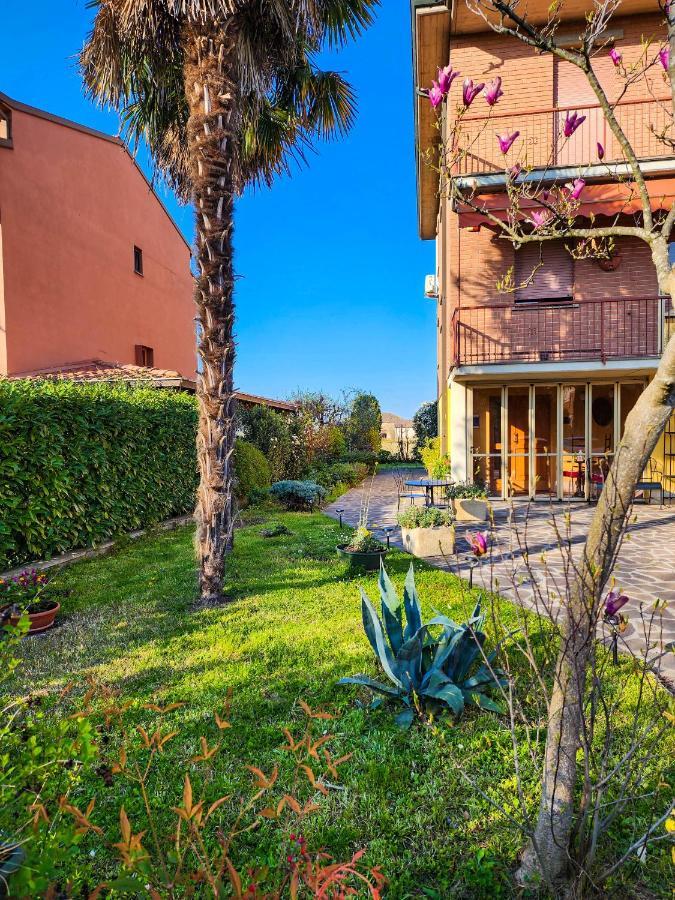 Gold B&B Ravarino Exteriér fotografie