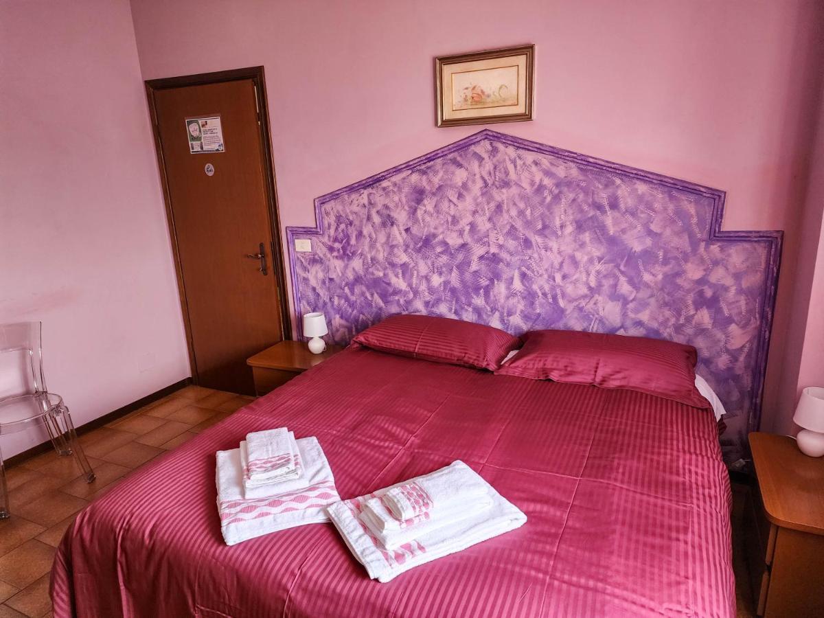 Gold B&B Ravarino Exteriér fotografie